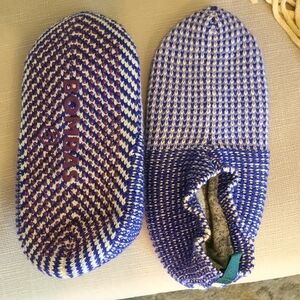 Bombas Checkered Royal Blue Adult Gripper Slipper Brand New